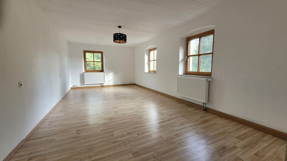 Landhaus, vielseitig nutzbar, 380 qm Wohn- und Nutzfläche,  für große Familien oder Gruppen – Zimmer 4 OG1