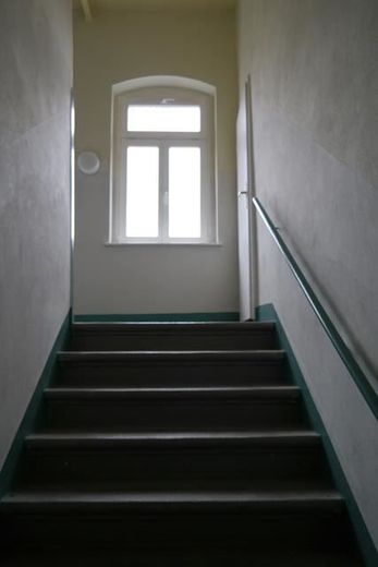 Gemütliche DG 2-Zi. mit Laminat, Kamin und EBK in zentraler Lage! SP mgl. – SAM_7715
