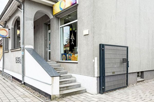 Voll vermietetes Wohn- und Geschäftshaus in Falkensee-Falkenhagen – ca. 461 m² vermietbare Fläche