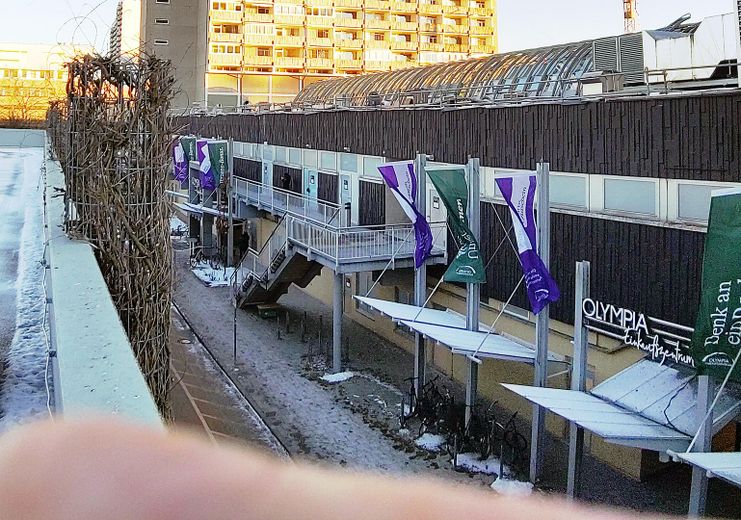 Freies, möbliertes Apartment, Loggia, U-Bahn, München- und Alpenblick, von privat – OEZ Nordseite mit Haus 65 