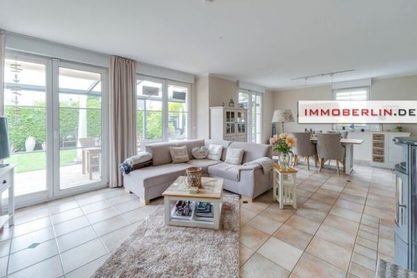IMMOBERLIN.DE - Prime location! Very cozy bungalow (energy efficiency A) with south-facing garden