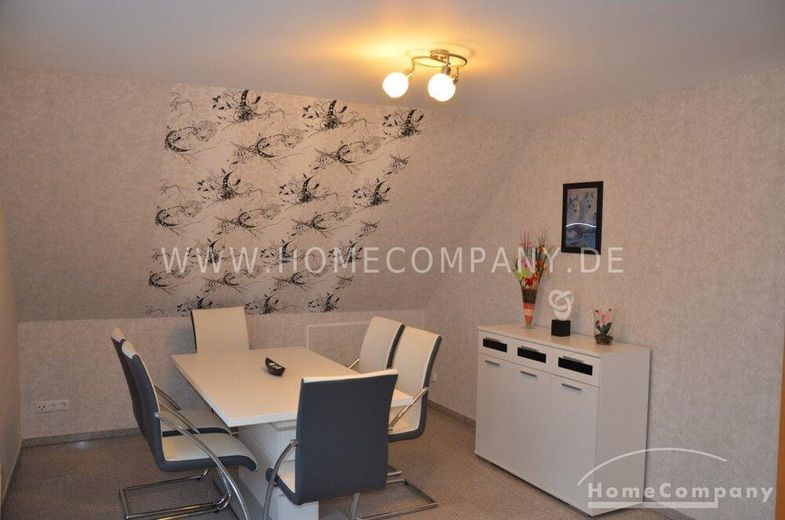 4 Zi. Whg., möbliert, im 1. OG. eines 2-Familienhauses, komplette Ausstattung – fed70ccced035989548596d1f537beeb81e6da67.jpg