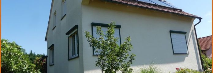 Wohnhaus mit Nebengebäude, Garage, großes Grundstück in Schlüchtern-Herolz