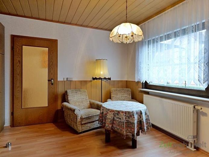 (EF0593_M) Jena: Hermsdorf, umeblowane miniapartament z osobnym wejściem do domu, WLAN i miejscem parkingowym – Zdjęcie 1