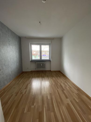 Helle 3 Zimmerwohnung – Schlafzimmer 1