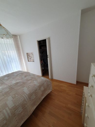 Begehbarer Kleiderschrank WE 1