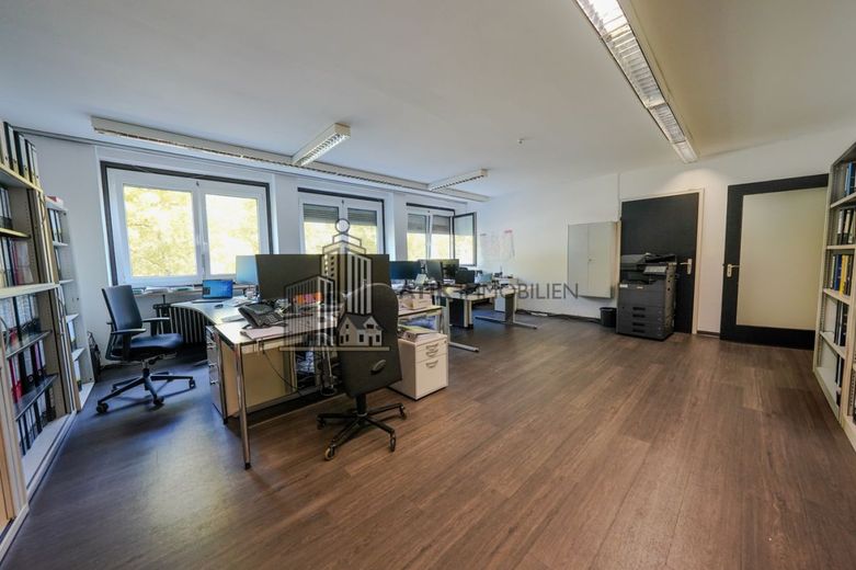 ATIK: Zentrale Bürofläche in Mannheims bekanntester Büromeile direkt am Wasserturm - provisionsfrei – Büro 1