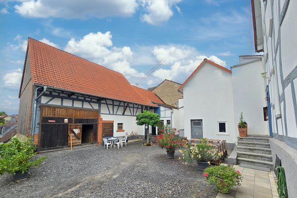 Altenstadt, EFH + Nebengeb.