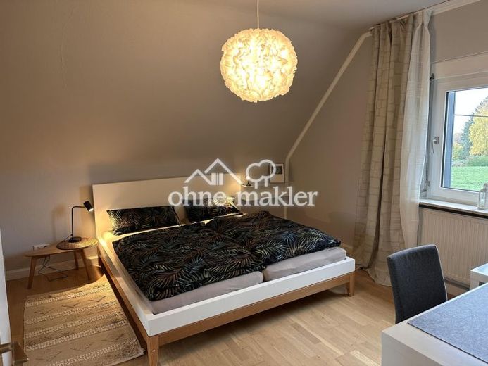 Geschmackvoll möblierte 2-Zi.-Wohnung mit EBK in Solingen-Wald, frei ab 1.11.26 – फोटो 1