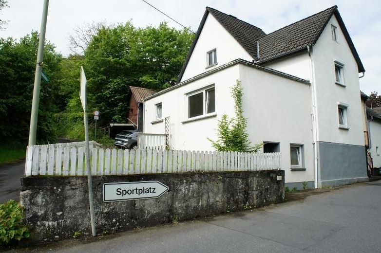 ** WOCHENENDHAUS-ODER FERIENHAUS - IN RUHIGER LAGE IM WESTERWALD ** – Bild 3