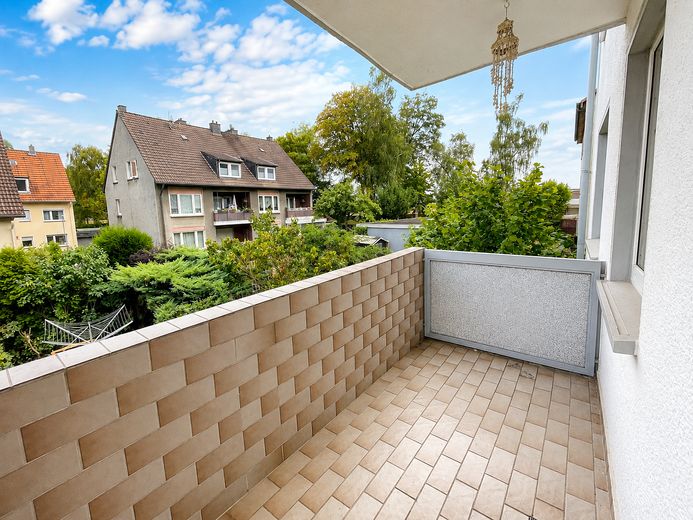 3- Zimmer Wohnung mit Balkon – Balkon