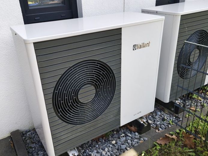 Neuwertiges Einfamilienhaus mit 2 Garagen, Dachterrasse und Wärmepumpe in Toplage von Datteln – Foto 1