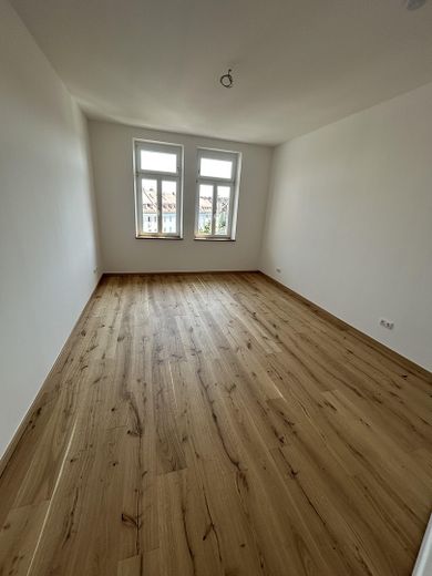 Kernsanierte 4-Zi-Altbauwohnung mit Balkon im Herzen Bambergs – Schlafzimmer 3