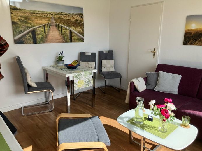 Provisionsfreie 2-Zimmer-Wohnung am Südwäldchen mit Südbalkon und Pkw-Stellplatz – Foto 4