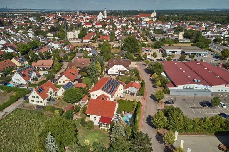 Anwesen + Lauingen
