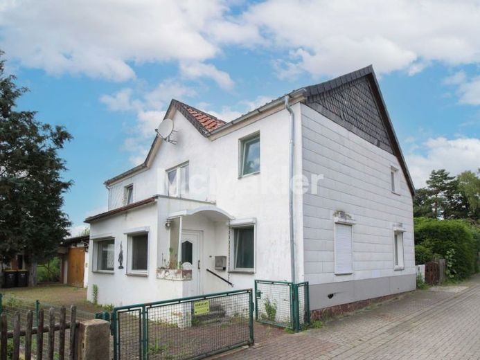 Idillio in campagna nei pressi di Baddeckenstedt: casa unifamiliare con ampio giardino e grande potenziale – Foto 1
