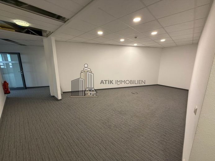 ATIK: Repräsentative Büroflächen im obersten Stockwerk mit exzellenter Aussicht – Bürofläche