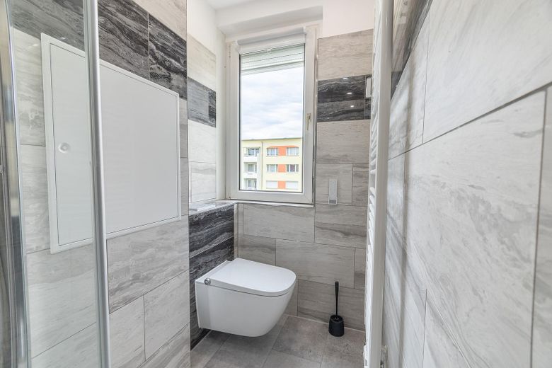 **Frisch Saniert, Einbauküche,Balkon, 5 Minuten zu Fuß am See – Foto 15