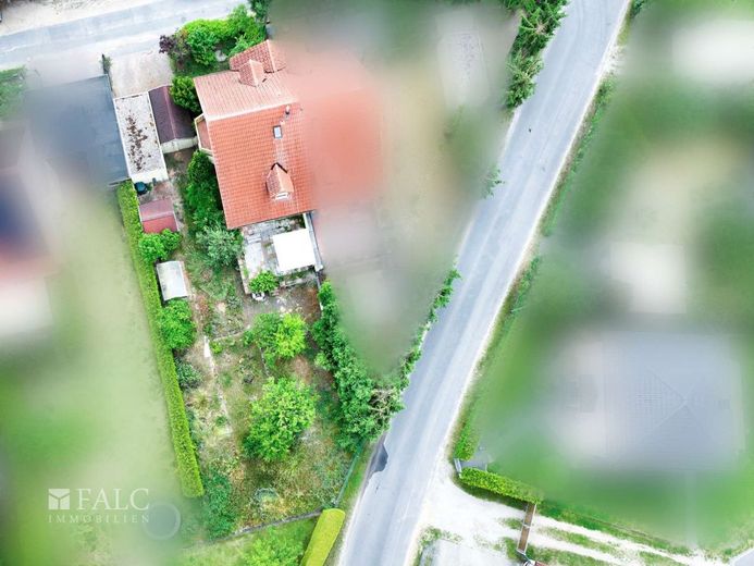 Leben und Arbeiten in perfekter Balance: Ihr neues Doppelhaus im Grünen! – Grundstück