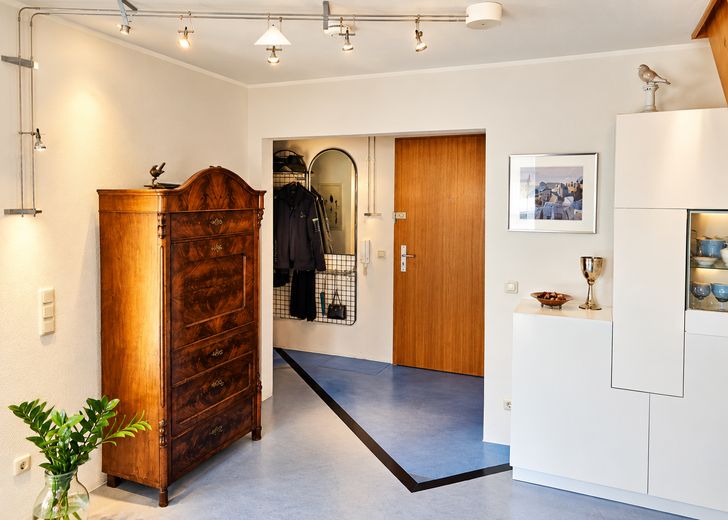 Au / Nockherberg – außergewöhnliche Maisonette mit Galerie & Westterrasse | 3 Räume im OG möglich – Eingangsbereich 