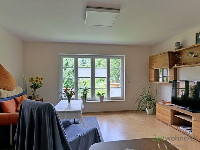 (EF0838_M) Dresden: Langebrück, hübsche möblierte 2-Zimmer-Wohnung mit Parkett und separatem Hauseingang, WLAN inklusive – Foto 1