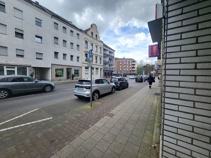 Imbisstube oder Döner – Ausgang
