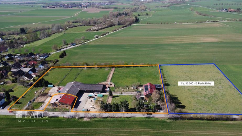 ***Mehrfamilienhaus &amp; Exklusiver Pferdehof mit Reitanlage auf ca 21.000 m² Grundstück*** – Außenansicht