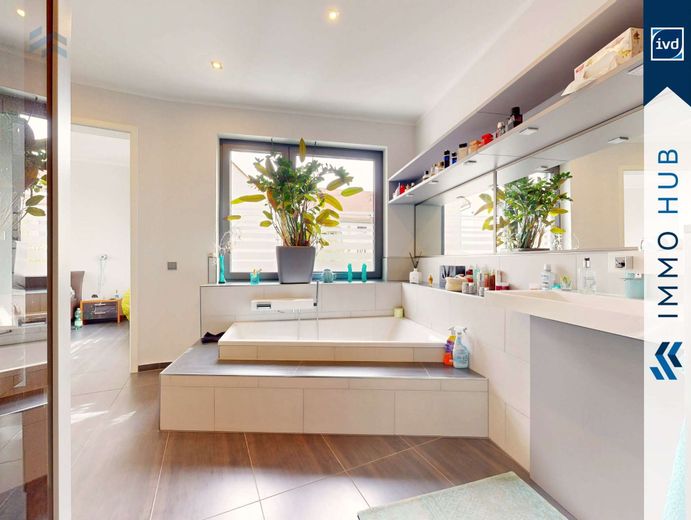 3687181-6mBJd1eUn6DUCQyBqayyUpyw-Bad mit Badewanne.jpg
