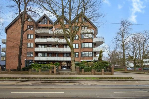 Großzügige Maisonettewohnung mit 2 Balkonen – 4 Zimmer, 103 m², Krefeld, sofort beziehbar