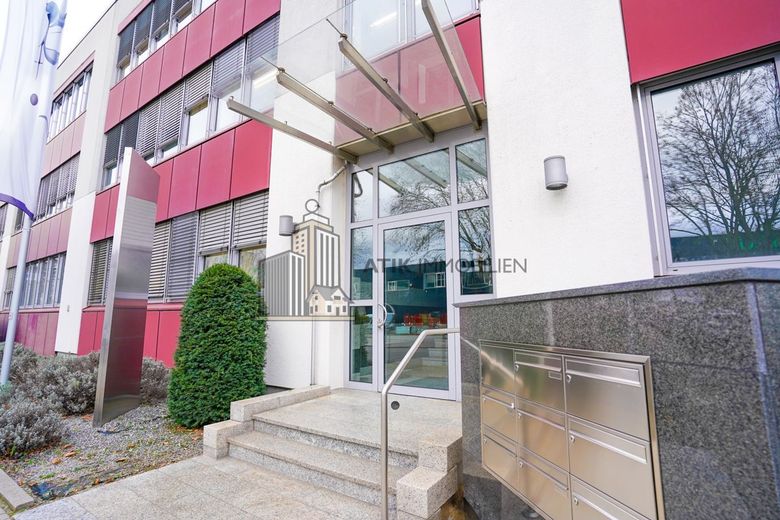 ATIK: Klimatisierte Bürofläche im Erdgeschoss mit Top Preis-Leistungs-Verhältnis - provisionsfrei – Eingangsbereich