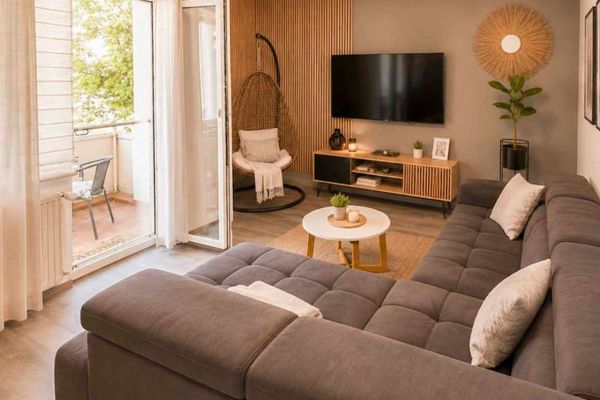 FREI AB 10/2026! Urbanes Wohnen mit Charakter – modernisierte 3-Zimmer-Eigentumswohnung mit Balkon
