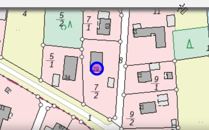 Bauernhausperle von 1750 Mitte der 80iger komplett saniert – Lageplan