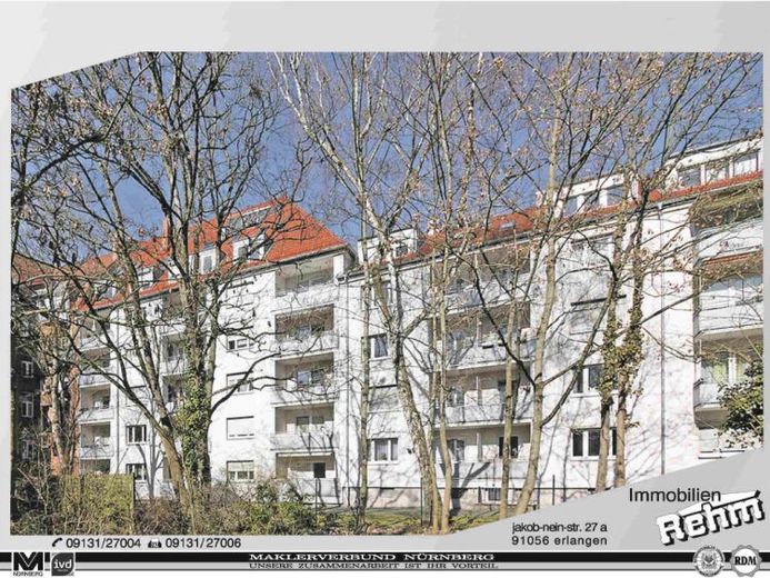 Ampio appartamento di 2 locali con loggia – Foto 1