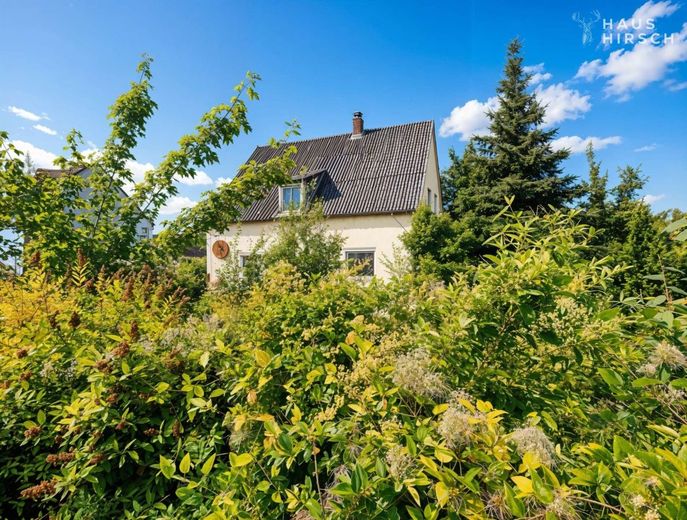Traumlage mit viel Platz für Neues: Vermietetes Altbestand in Toplage für Mehrfamilienhaus! – Haus