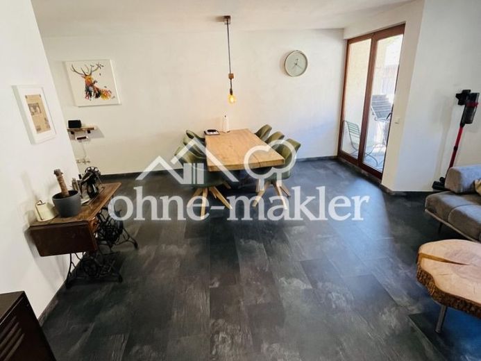 Commission-free 3-room apartment for owner-occupiers & investors (up to 5% return) – Photo 1