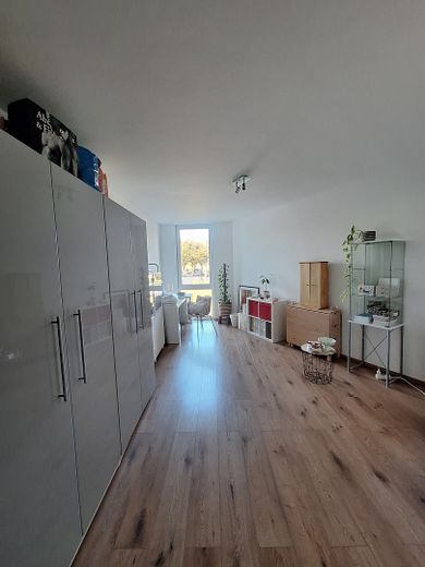 moderne, helle 3-Zimmer-Wohnung – Zimmer 2