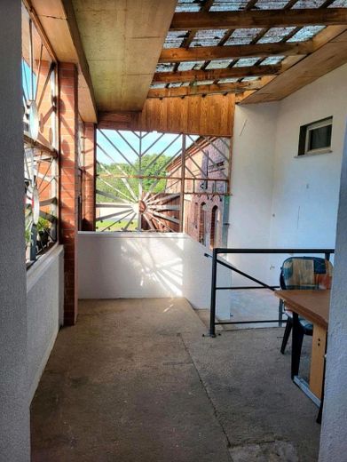 Einfamilienhaus mit großem Grundstück – Terrasse