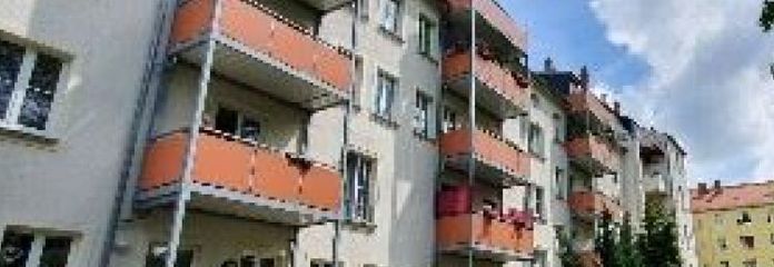 2-Zimmer mit Laminat und Wannenbad in guter Lage