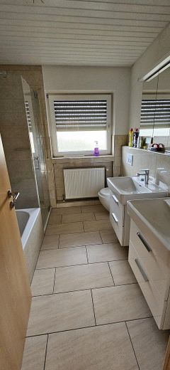 Sonnige 4-Zi mit Balkon + Garage in Ebersteinburg – Foto 15