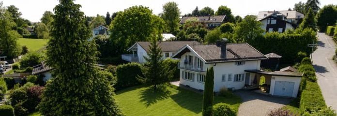 Einfamilienhaus mit Bergblick auf großem Grundstück – Ihr Projekt mit Potenzial in Rimsting