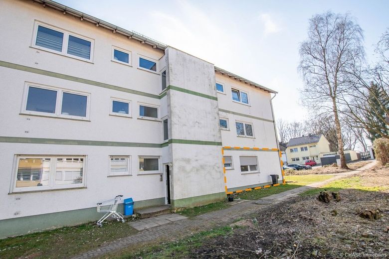 Gepflegte Hochparterre-Eigentumswohnung im friedlichen Blomberg - Renditeobjekt mit Zukunft! – Eingang seitlich links