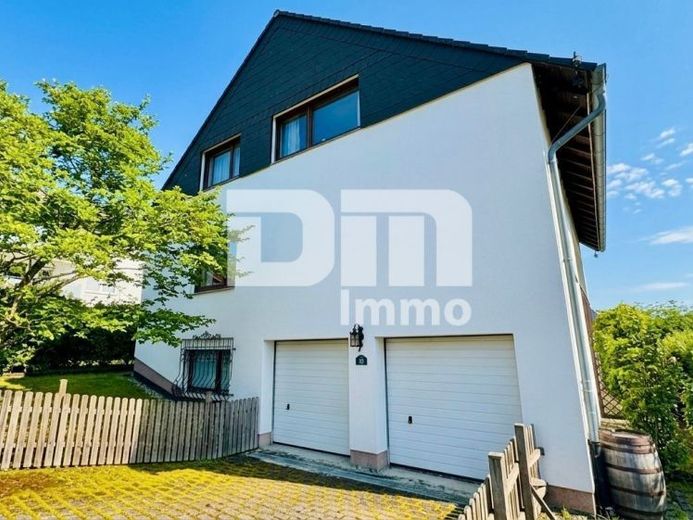 Gepflegtes 1 bis 2 Familienhaus in gesuchter Ortsrandlage mit Panoramablick – Foto 1