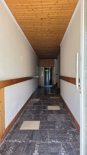 Casa a schiera modernizzata con fascino d’epoca e appartamento indipendente – Foto 2