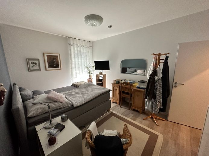 Schlafzimmer (Bsp. möbliert)