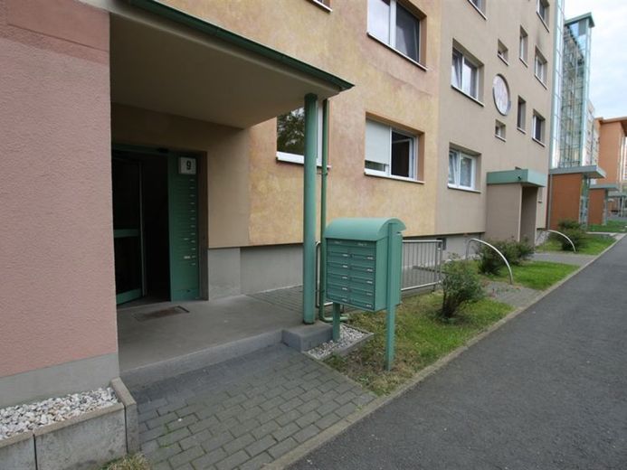 2-room apartment with elevator and tenant garden – Foto 1