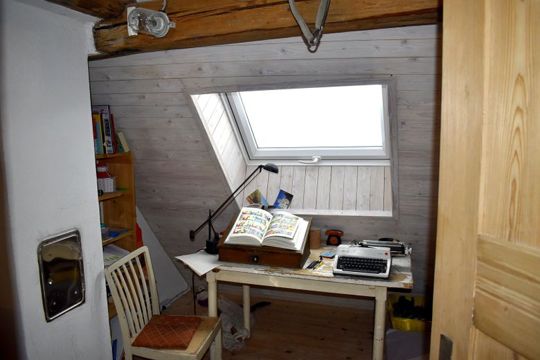 2 OG "kleines" Zimmer