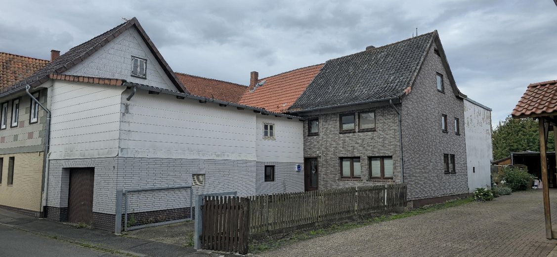 Reihenendhaus mit Garten & Terrasse – Foto 1
