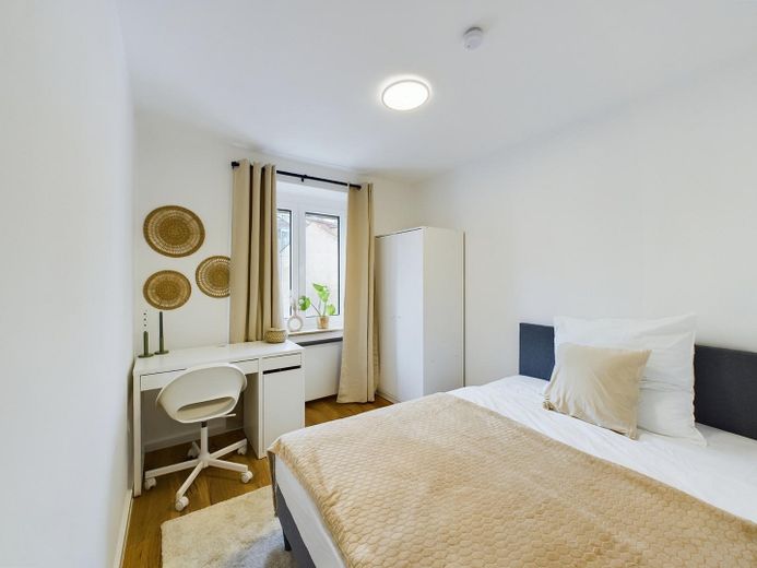 Süßes ruhiges Zimmer zum Hof – Zimmer 3 