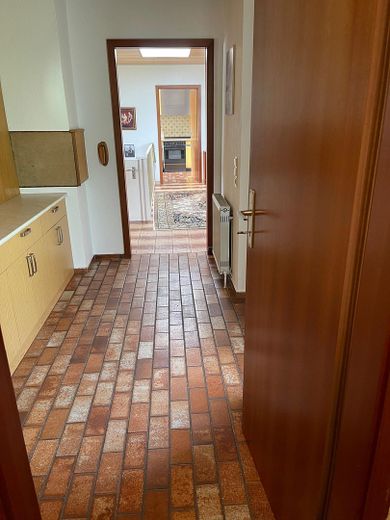 Weil der Stadt merkezinde büyük bir evde paylaşımlı daire odası – EG Hauseingang innen