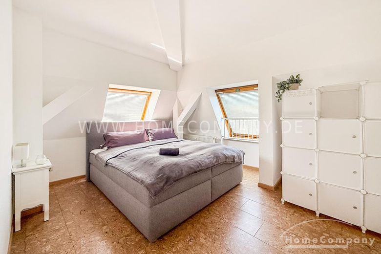 22801 HomeCompany Dresden Möbliert/Furnished 3-Zimmer Maisonette Wohnung in Dresden-Striesen mit Balkon max. 3 Personen – e77574679503121097e85674976c489348c1d4d5.jpg